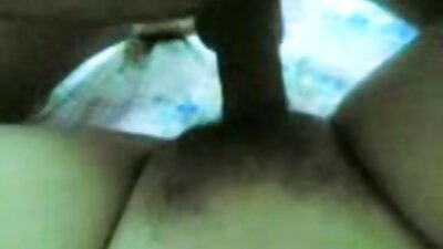 হিদার বোতল চোদা এবং নিজেকে squirt করে আপুকে চোদা তোলে